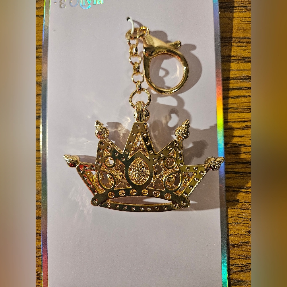 Gold Large 3D Crown Bag Charm - Picture 8 of 9
